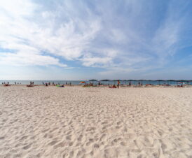Пляж Лазурного
